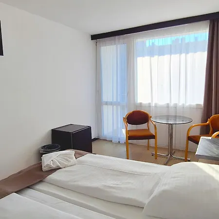 Hungária 3* Siófok